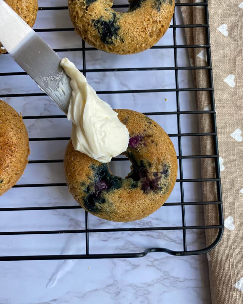 The best blueberry cheesecake donuts