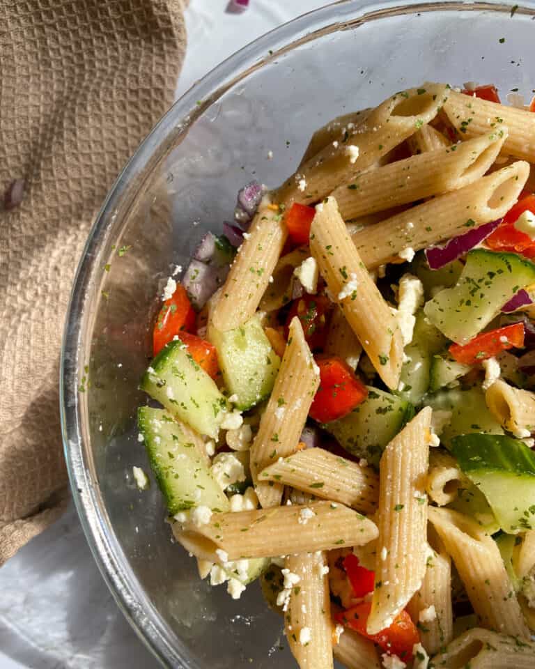 The best low calorie Greek pasta salad