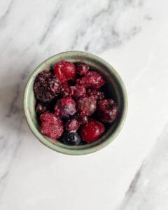 low calorie single serve berry crumble