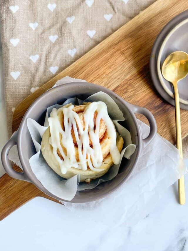 150 Calorie Cinnamon Roll for One