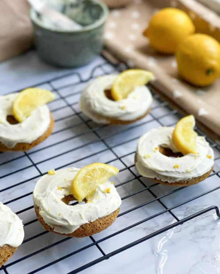 The best low calorie lemon cheesecake donuts