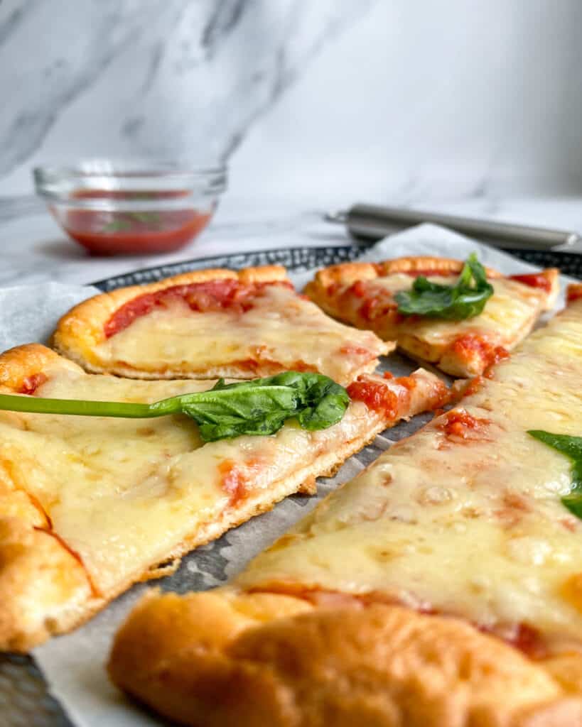 low calorie cheese pizza