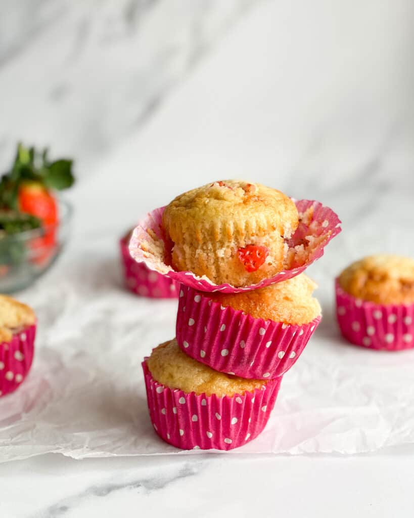 low calorie strawberry muffins