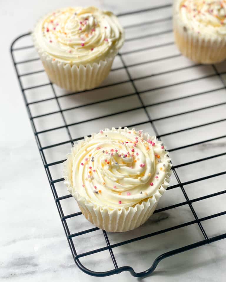 The best low calorie vanilla cupcakes