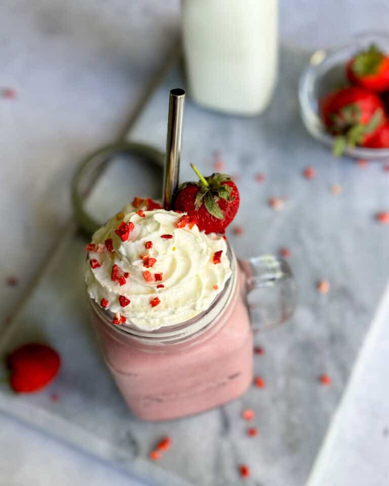 The best low calorie strawberry milkshake