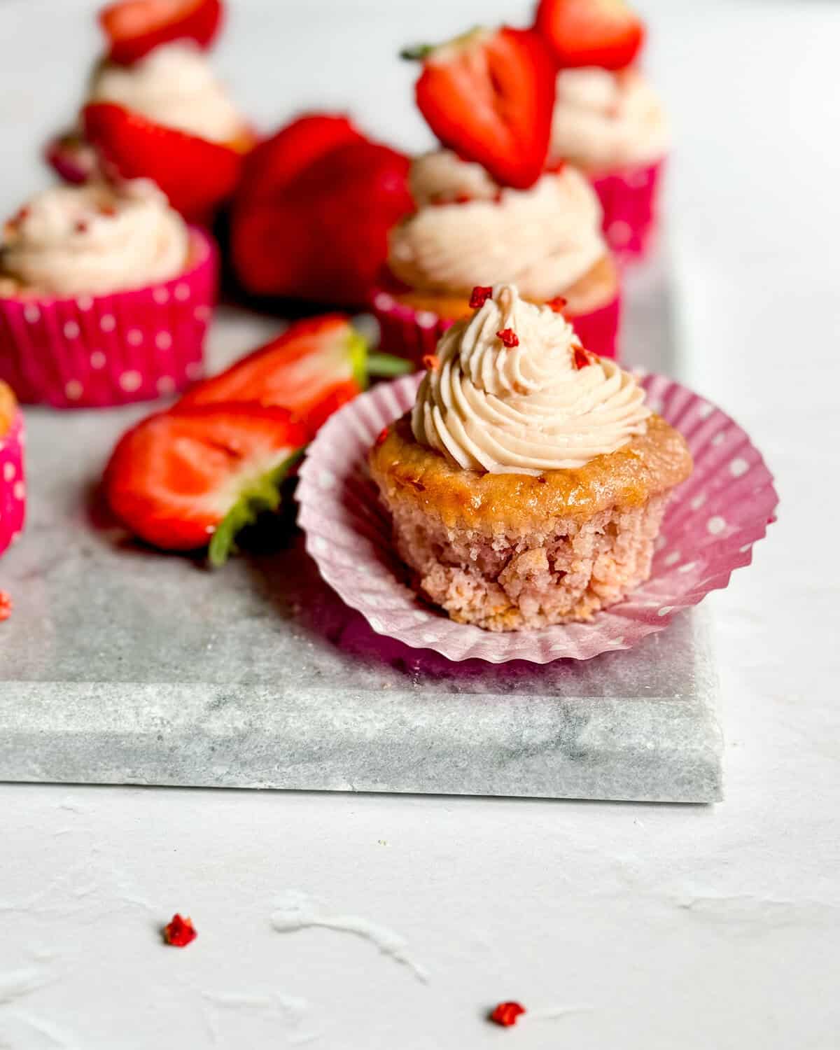 Low calorie strawberry cupcakes recipe - Weight Loss With Veera