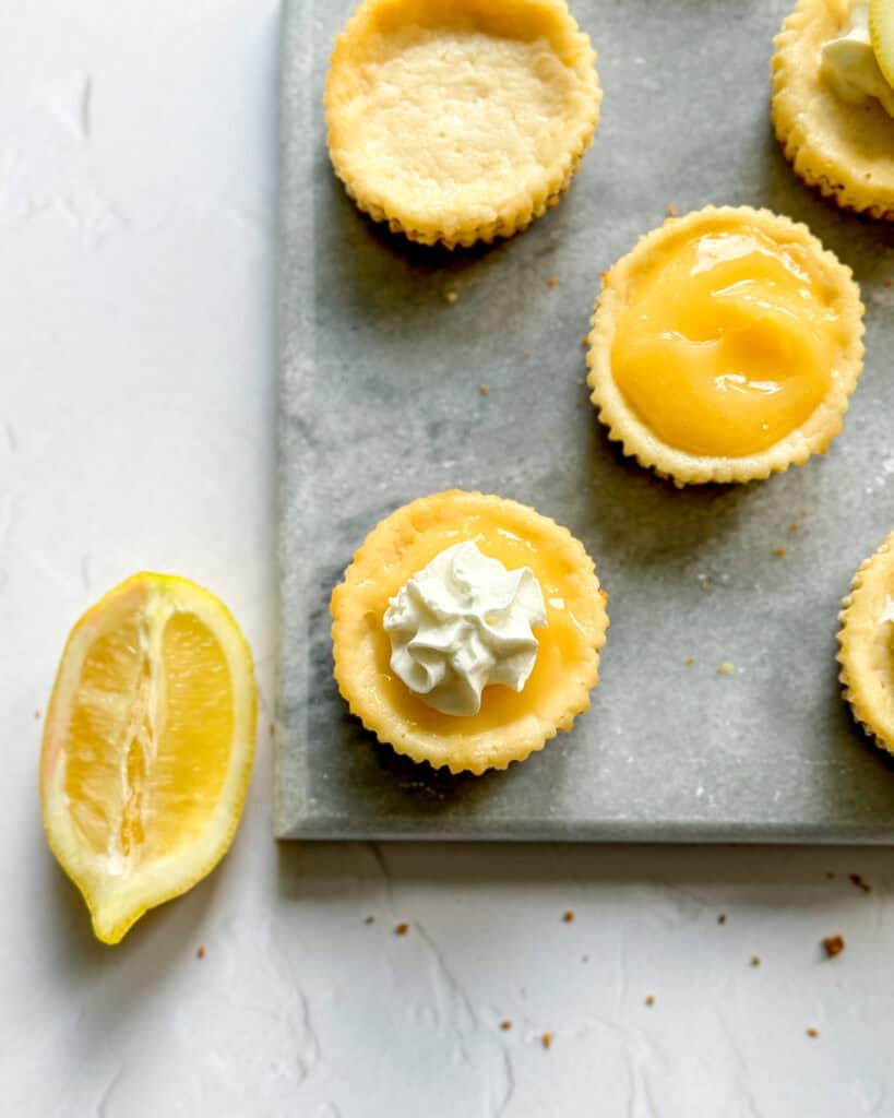 low calorie mini lemon cheesecakes