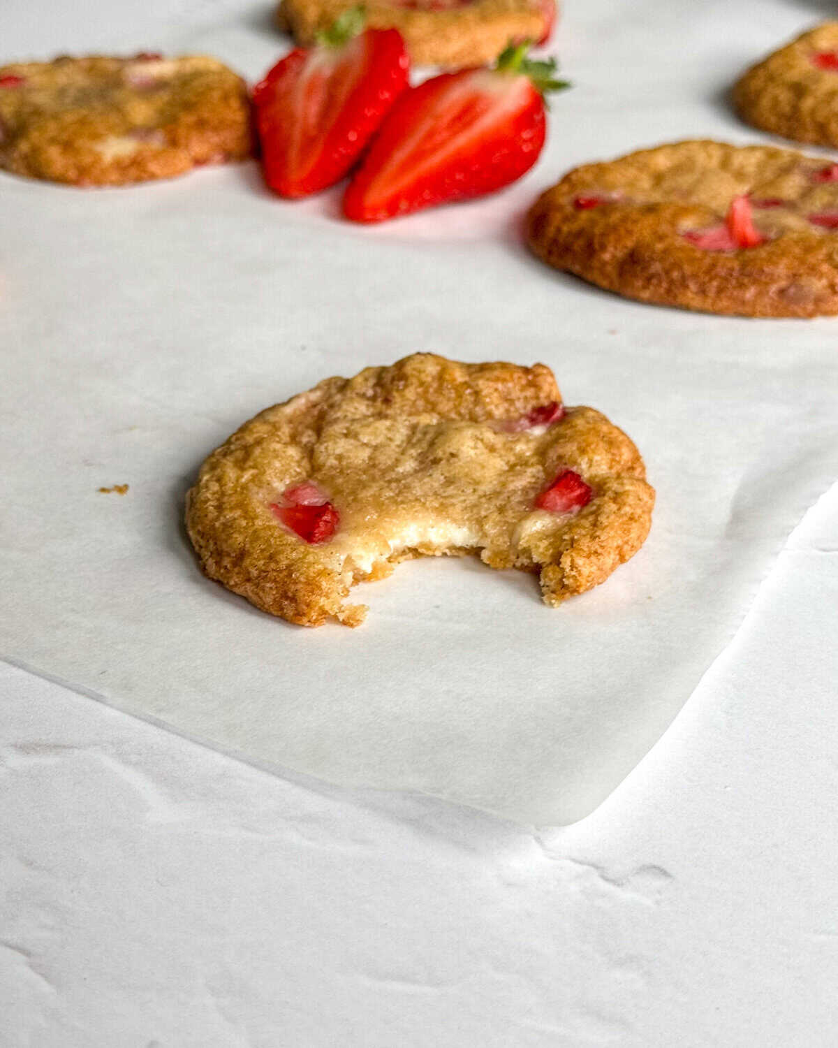 Low calorie strawberry cheesecake cookies-image