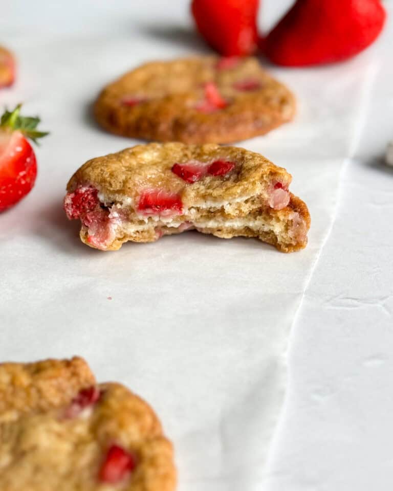 low calorie strawberry cheesecake cookies