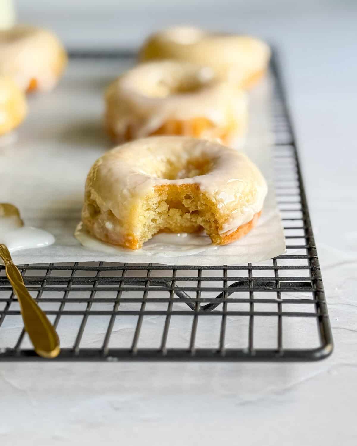 low calorie baked glazed donuts