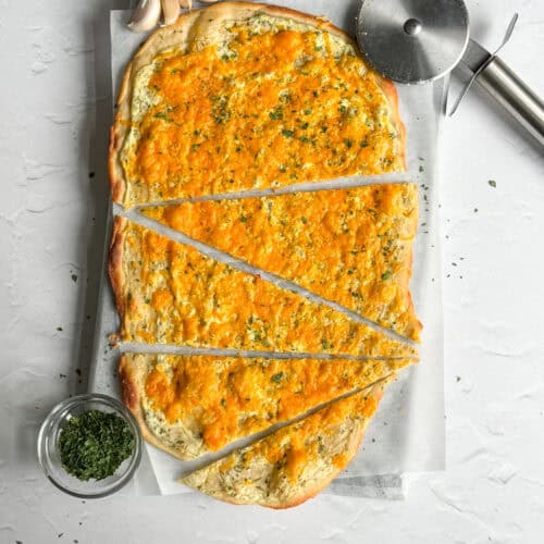 low calorie cheesy garlic bread