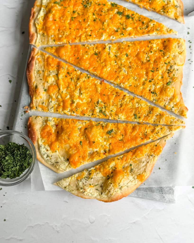 low calorie cheesy garlic bread