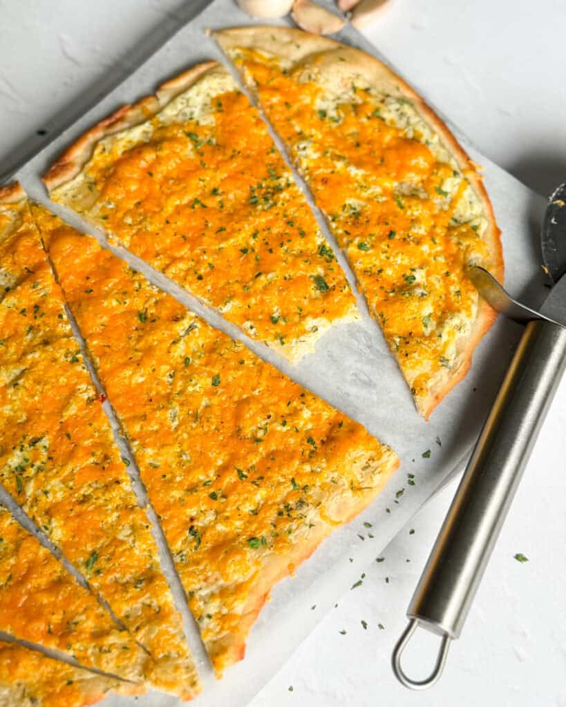 low calorie cheesy garlic bread