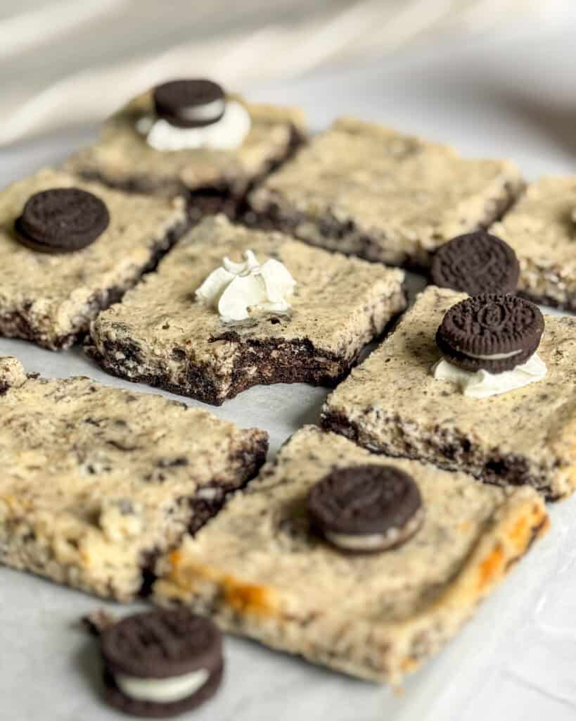 low calorie Oreo cheesecake bars