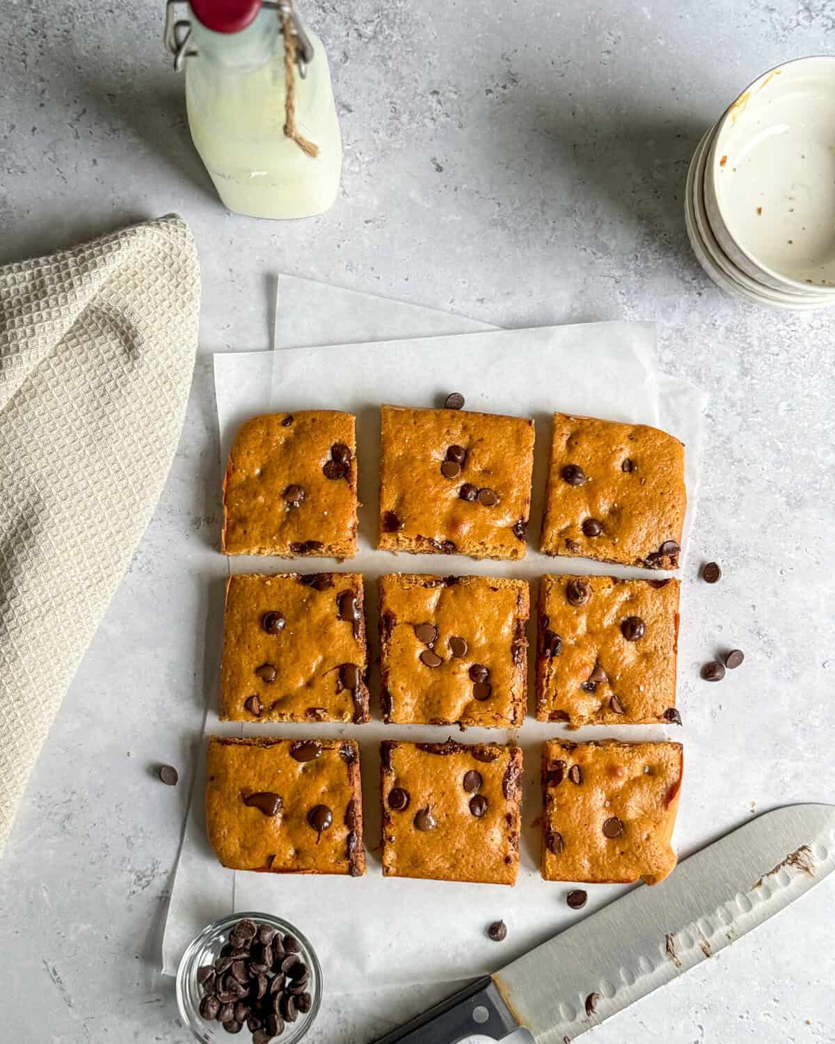 low calorie chocolate chip blondies