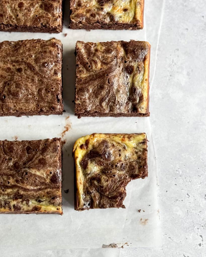 Low calorie cheesecake brownies