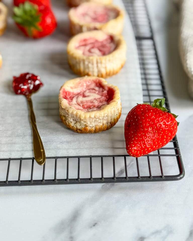 low calorie strawberry cheesecakes