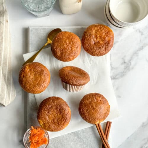 low calorie carrot cake cheesecake muffins