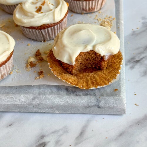 low calorie carrot cake cupcakes
