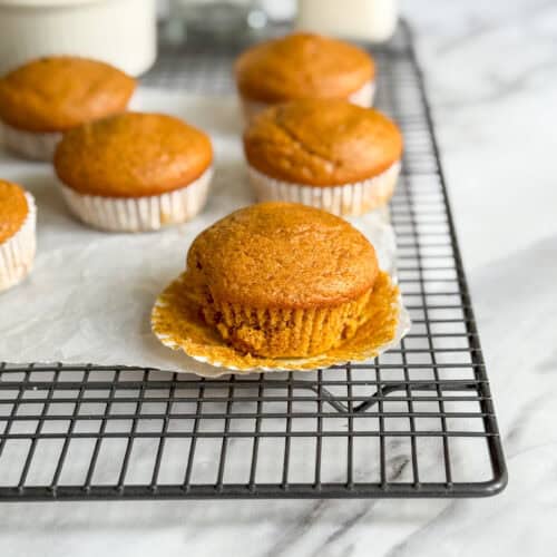 low calorie pumpkin spice muffins