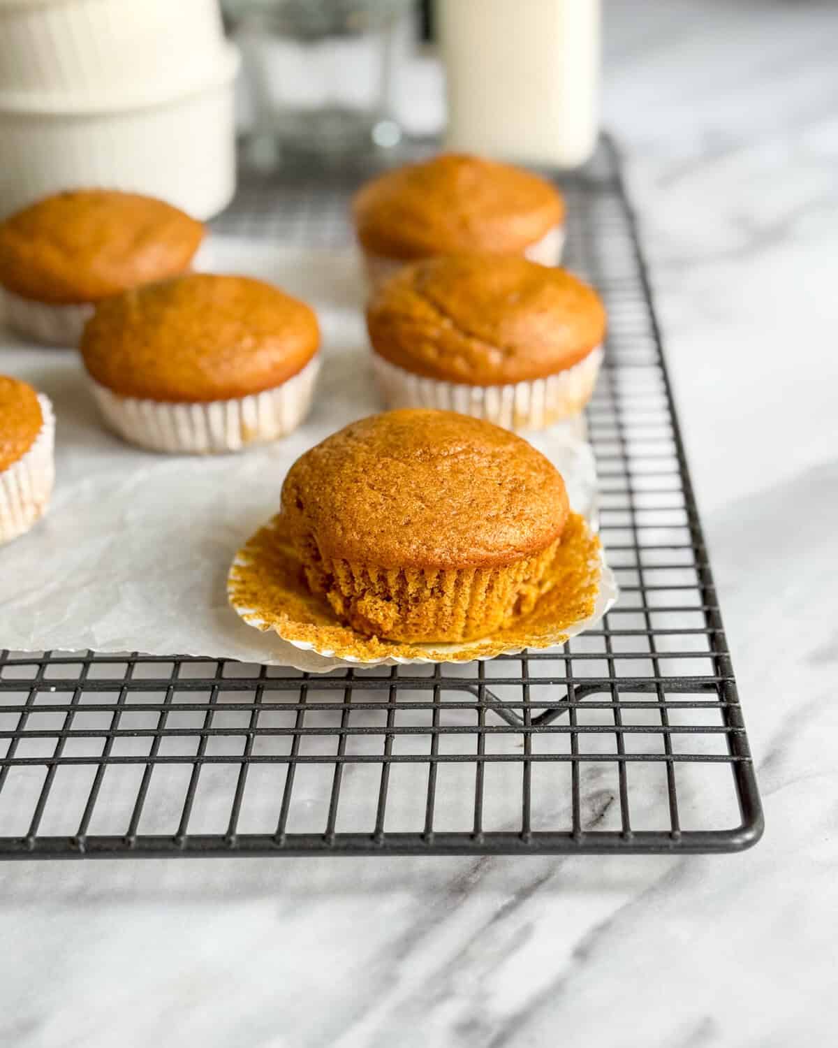 low calorie pumpkin spice muffins