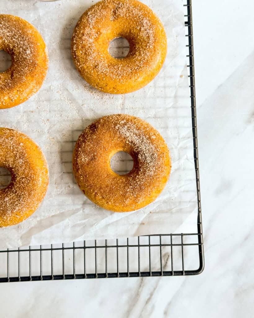 low calorie pumpkin sugar donuts