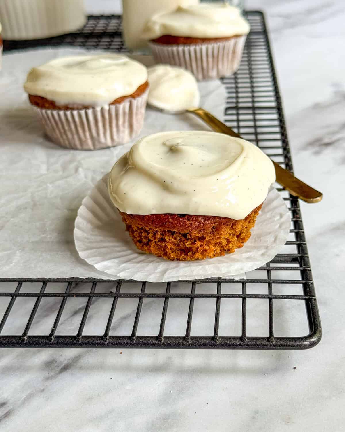 low calorie pumpkin spice cupcakes