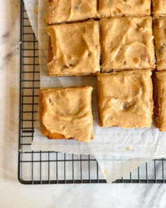 low calorie sticky toffee blondies
